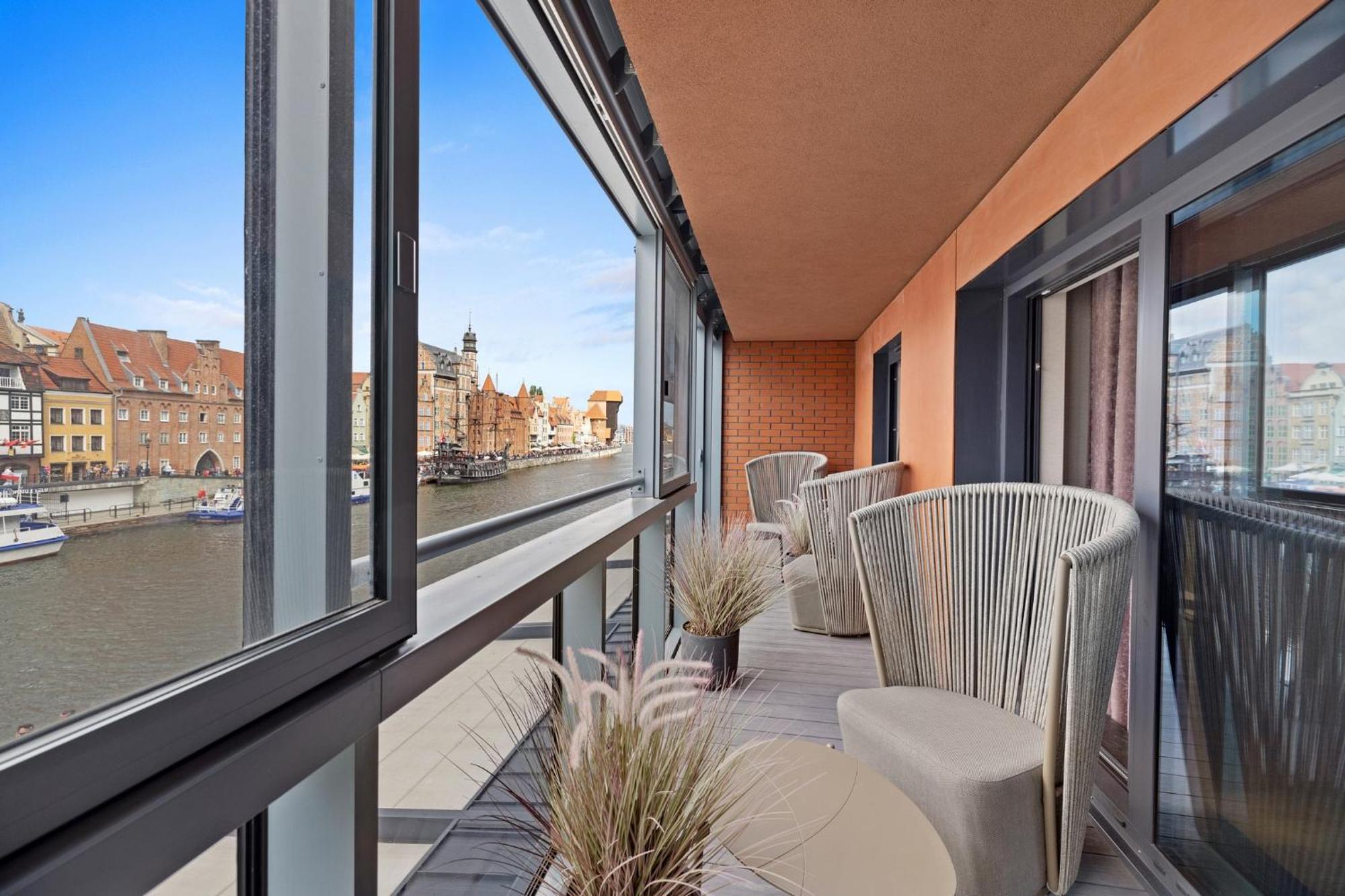 Rent Like Home - Apartamenty W Deo Plaza Danzica Esterno foto