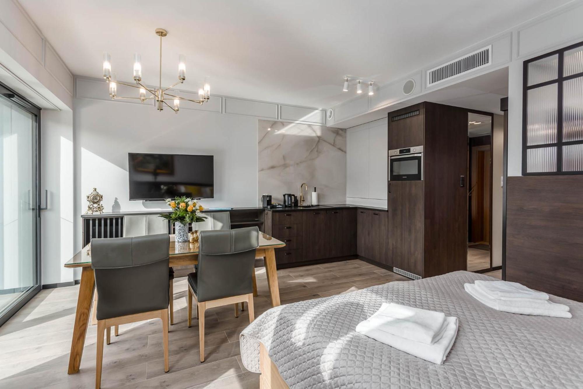 Rent Like Home - Apartamenty W Deo Plaza Danzica Esterno foto