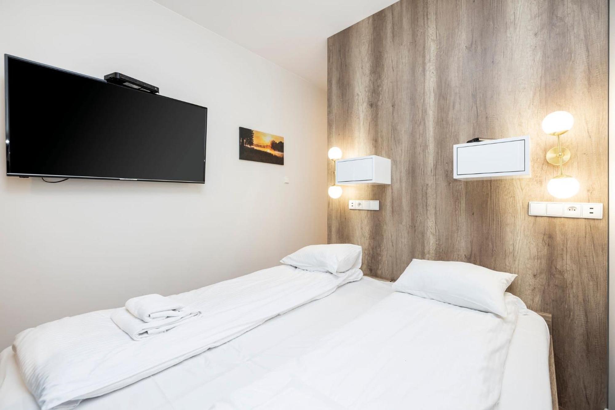 Rent Like Home - Apartamenty W Deo Plaza Danzica Esterno foto